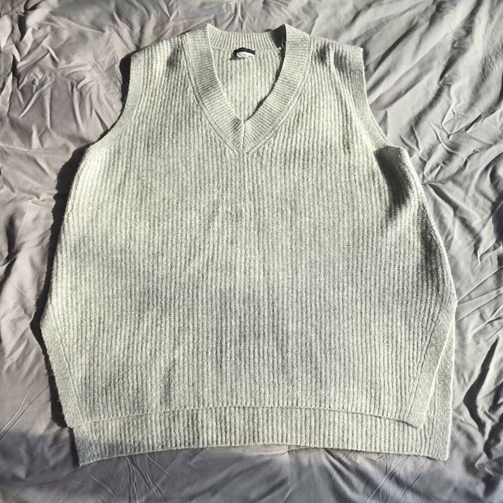 Vince Camuto Oversized Sweater Vest Classic Lagenlook